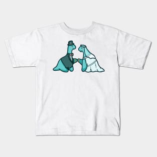 Cute dinosaur wedding, love, married dino Kids T-Shirt